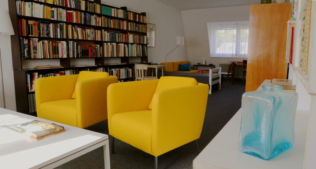 Gem Of Midcentury Design Apartman Bécs Kültér fotó