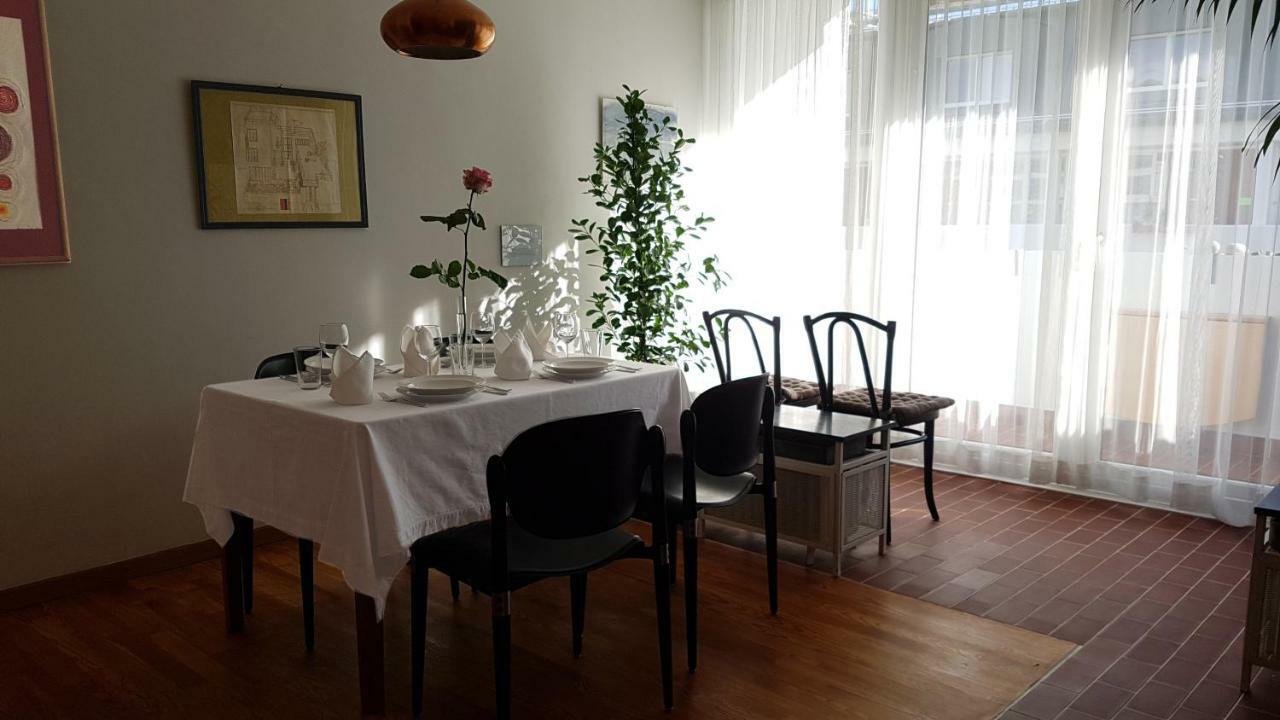 Gem Of Midcentury Design Apartman Bécs Kültér fotó