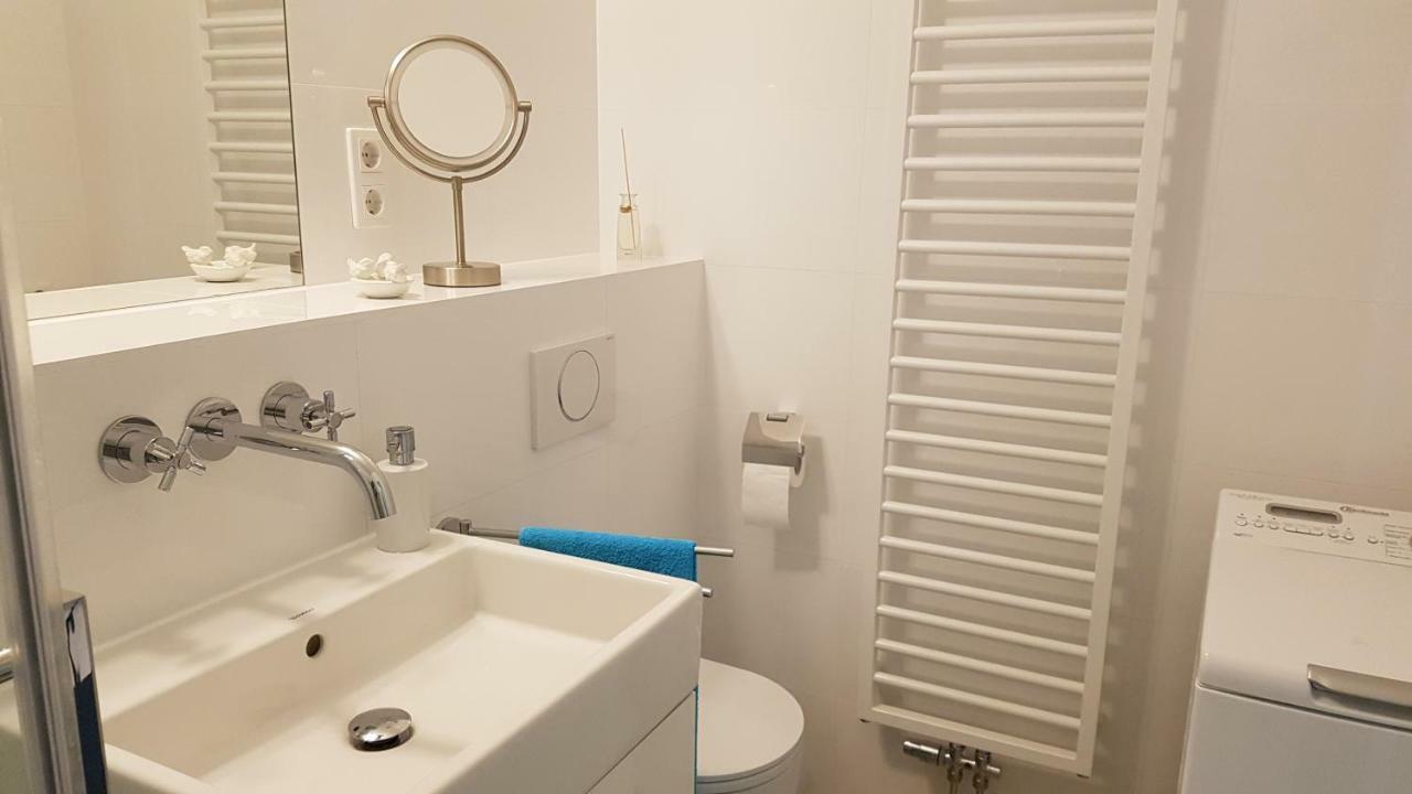Gem Of Midcentury Design Apartman Bécs Kültér fotó